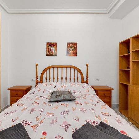 Lovely Apartment Near The Sea 托雷维耶哈 外观 照片