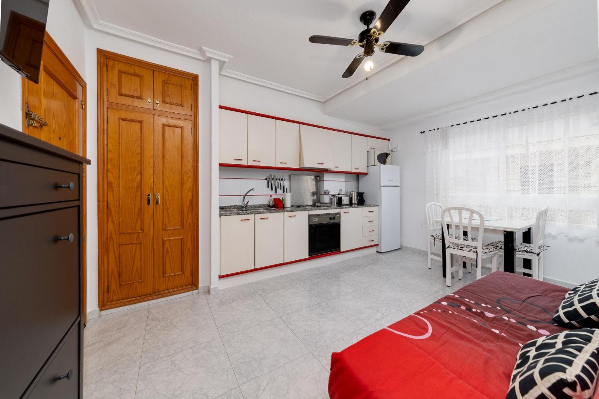 Lovely Apartment Near The Sea 托雷维耶哈 外观 照片